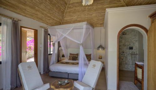 Bungalow with Sea View