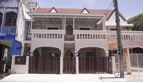 One-Bedroom House