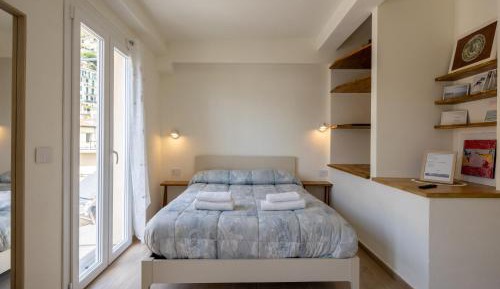 Deluxe Double Room with Balcony and Sea View