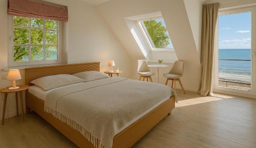 Double Room with Sea View and Balcony