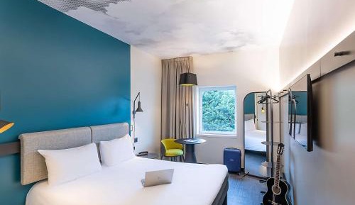 Double Room - Non-Smoking 