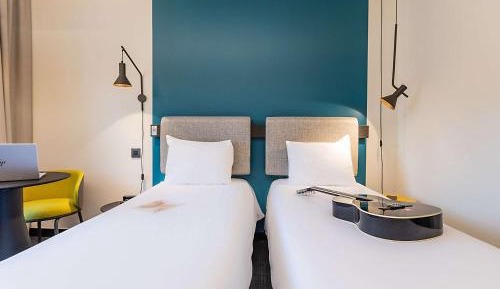 Twin Room - Non-Smoking