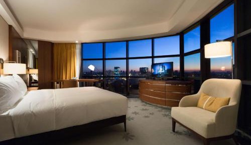 Executive Corner King Room with Panoramic View