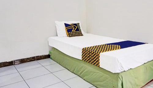 Small Single Room