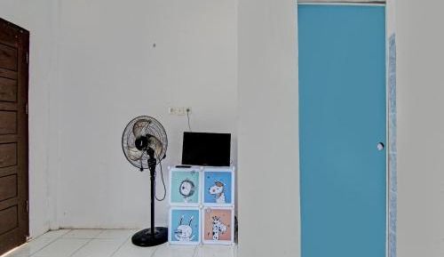 Small Single Room