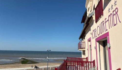 Deluxe Double Room with Terrace and Sea View