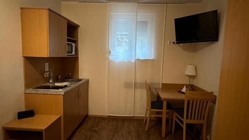 Budget Single Room