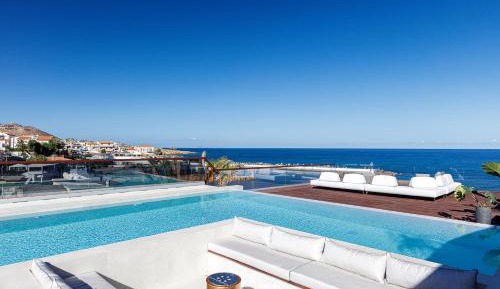Villa with Sea View