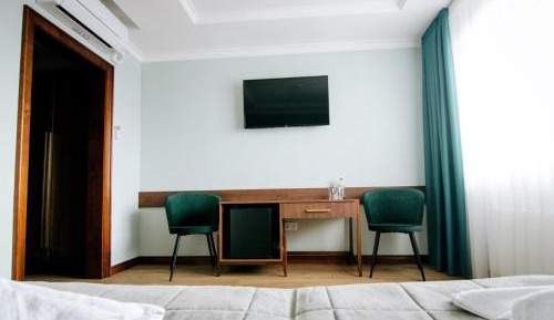 Superior Deluxe Double or Twin Room 