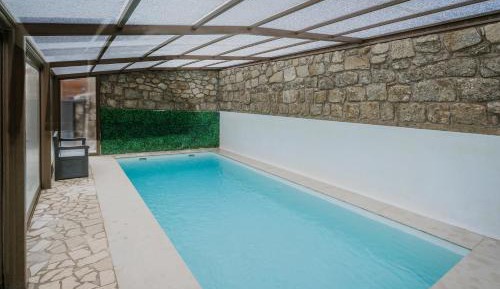 Villa with Garden View