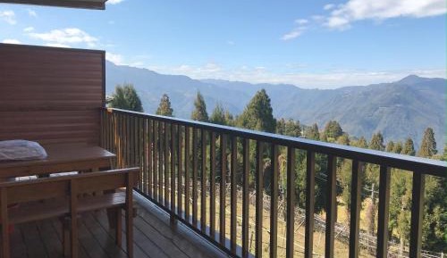 Quadruple Room with Mountain View