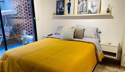 One-Bedroom Apartment with Balcony