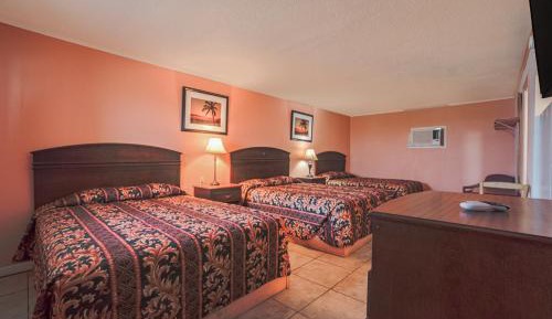3 Queen Bed