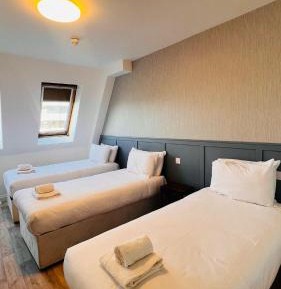 Basic Triple Room