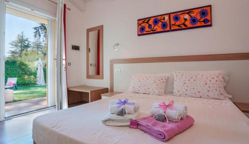 Double or Twin Room with Bathroom