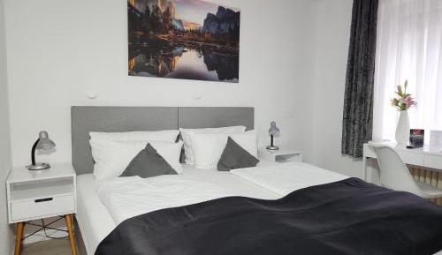 Twin Room with Private Bathroom
