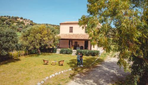 One-Bedroom Apartment with Garden