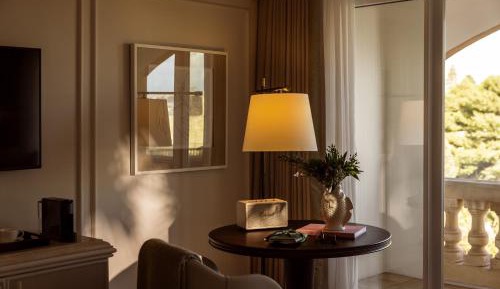 Grand Deluxe Room