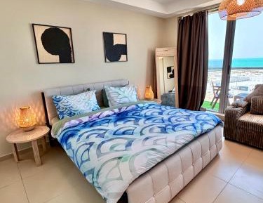 Studio Apartment with Balcony