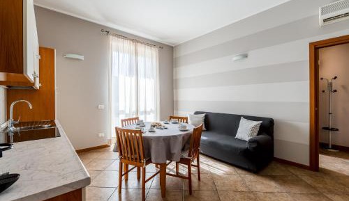 One-Bedroom Apartment with Terrace