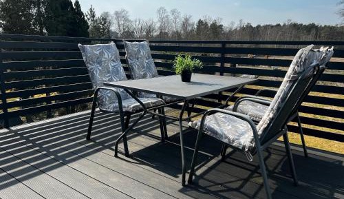 Superior One-Bedroom Apartment with Balcony