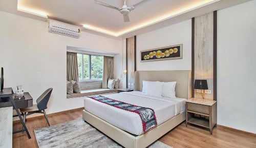 Three-Bedroom Deluxe Apartment