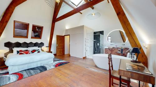 Deluxe Suite (Jeanne d'Albret)