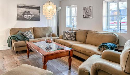 Two-Bedroom Holiday Home