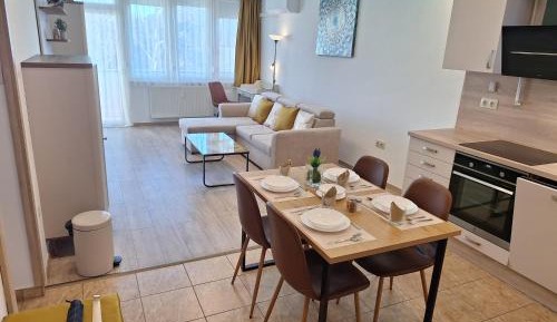 One-Bedroom Apartment with Balcony
