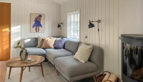 Three-Bedroom Holiday Home 
