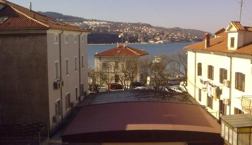 Three-Bedroom Apartment with Ocean View