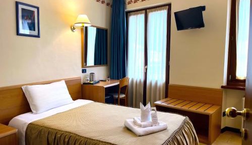 Small Double Room