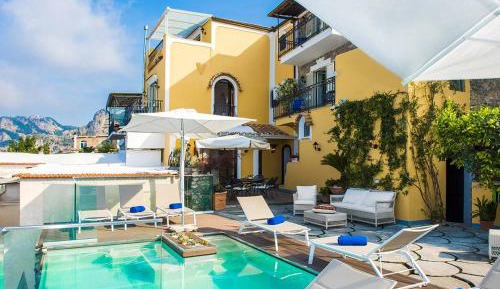 Deluxe Villa
