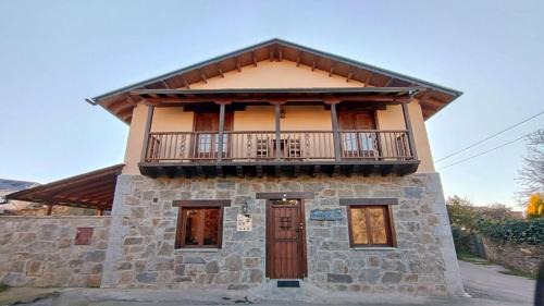 Three-Bedroom Holiday Home 