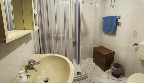 Twin Room with Bathroom