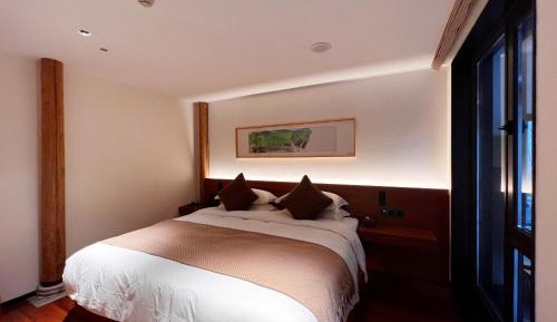 Duplex Quadruple Room