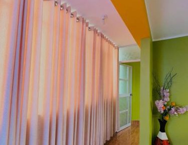 Three-Bedroom Apartment with Mountain View