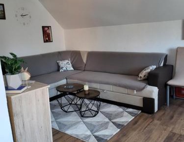 One-Bedroom Apartment with Balcony