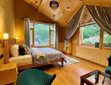 King Room with Balcony
