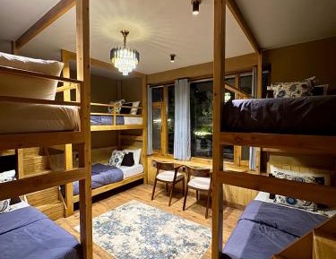 Bed in 6-Bed Mixed Dormitory Room