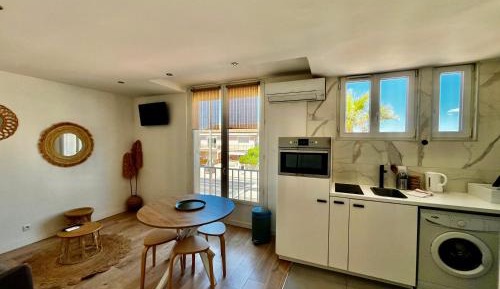 Studio Apartment
