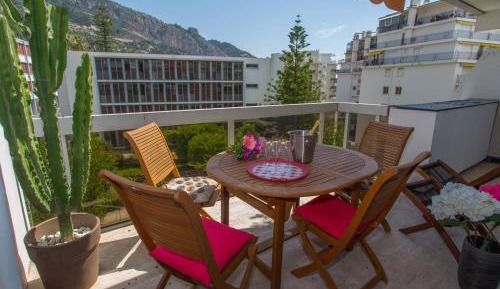 Apartment (4 Adults)