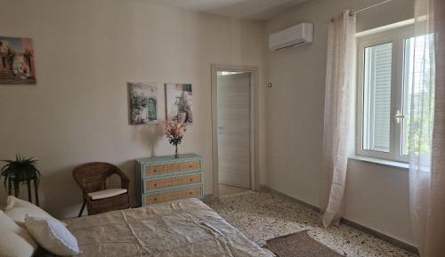 Superior One-Bedroom Apartment