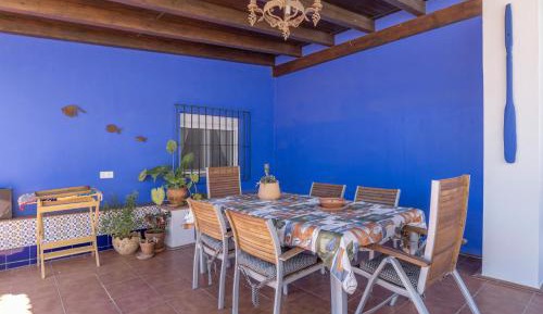 Superior One-Bedroom Apartment