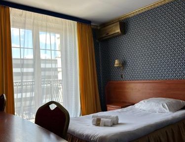 Single Room with Private Bathroom