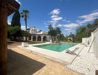 Six-Bedroom House