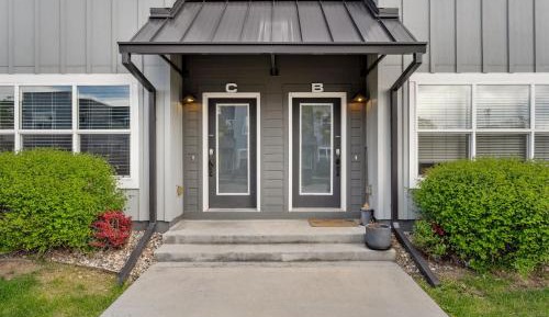 Two-Bedroom Townhouse