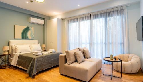 Apartment with Garden View