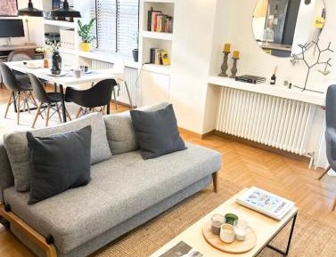 Deluxe Apartment