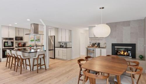 Four-Bedroom Holiday Home